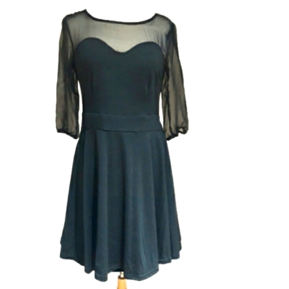 Reborn Dress Black Half Sleeve Midi Dress Size Large New with Tag